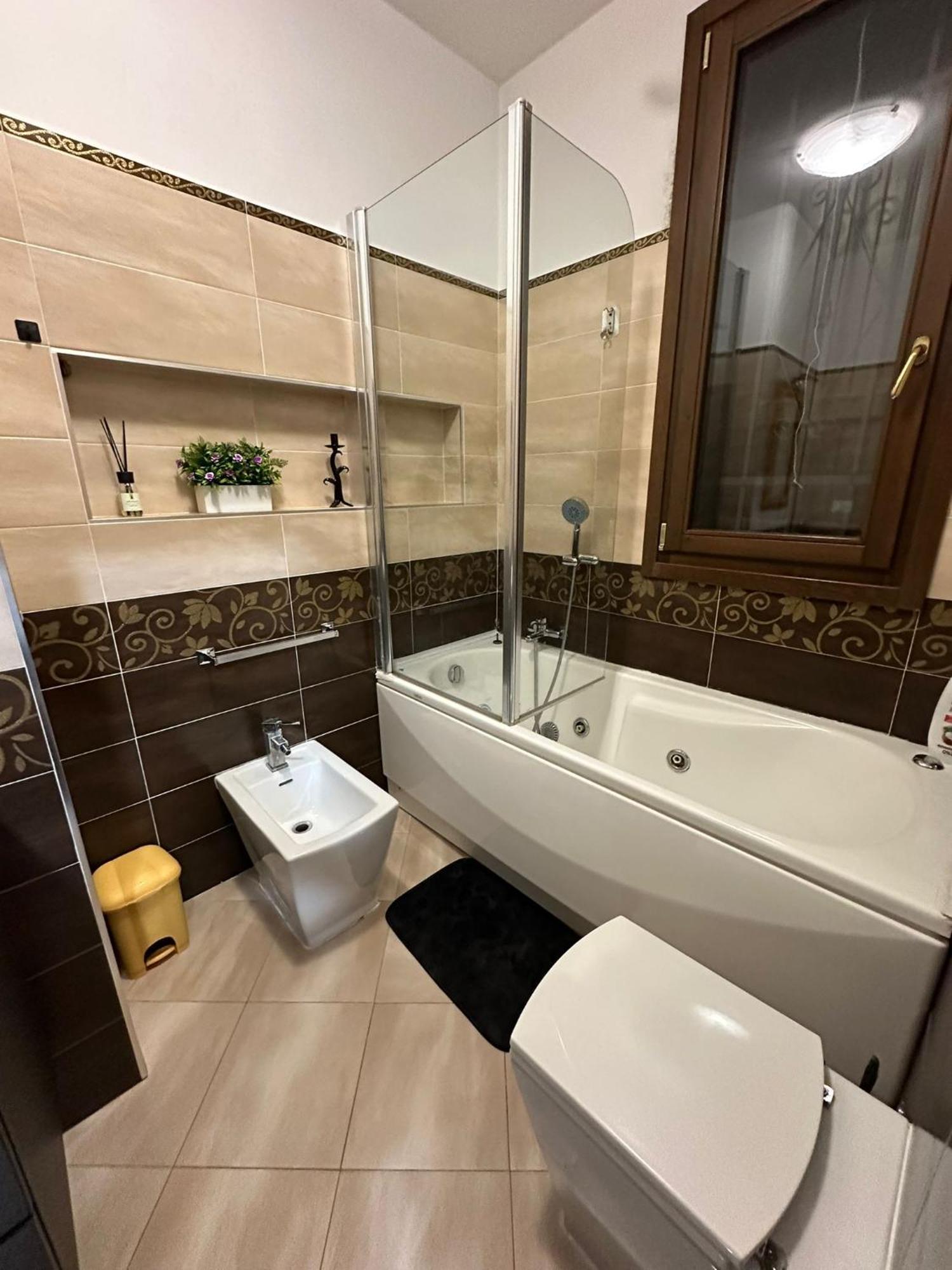 B&B Le Palme Castel Maggiore Exterior photo